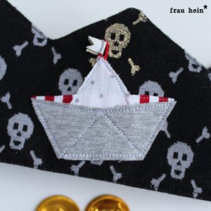 frau hein: Piraten Geburtstagskrone (Applikationsvorlage: von Lange Hand)